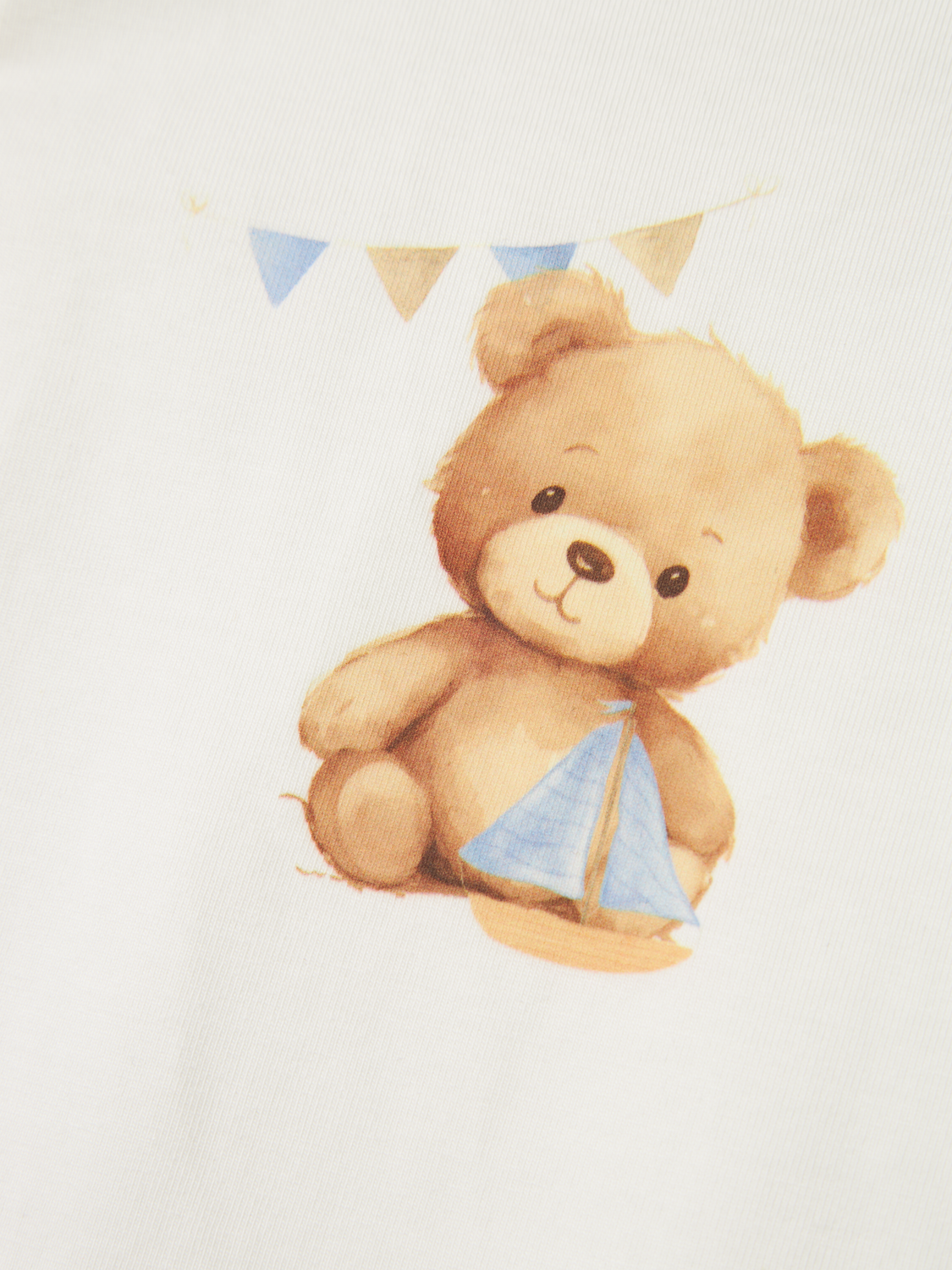 model_shot-front_full